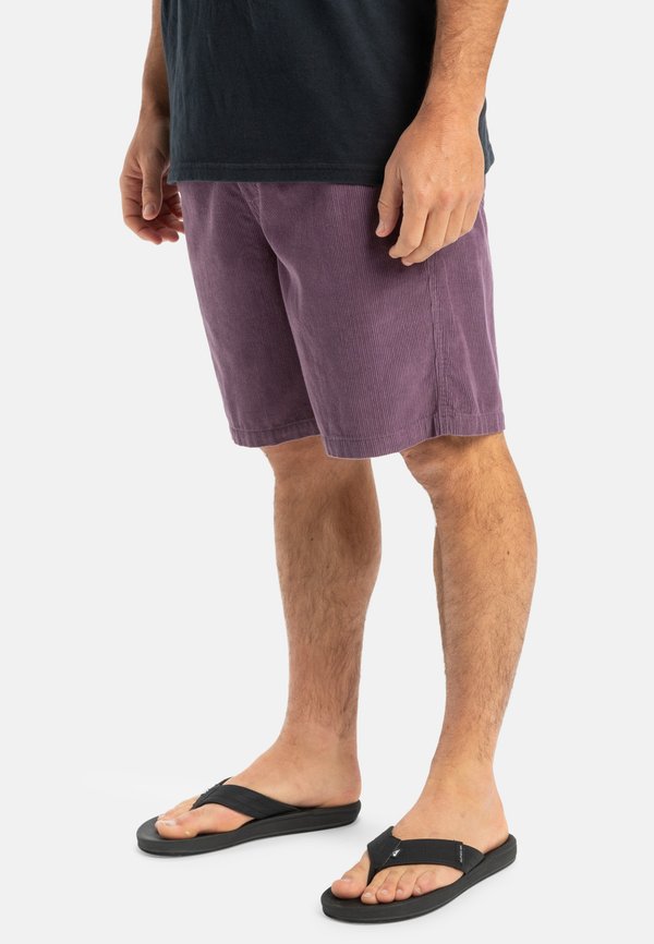 TAXER  - Shorts - purple3
