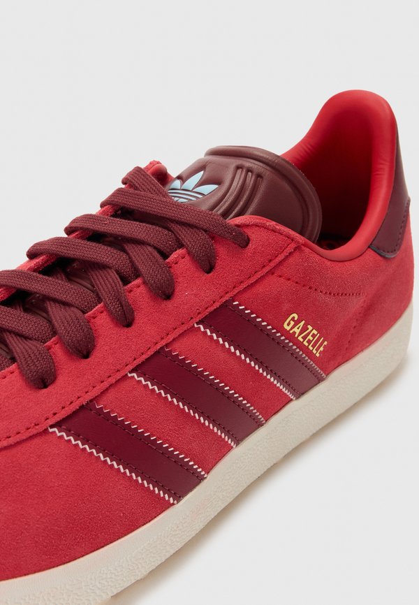 GAZELLE - Golf shoes3