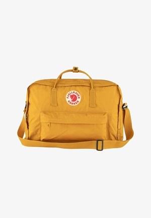 Sac Fjällräven Kanken jaune de forme rectangulaire, en tissu durable, avec double poignées, bandoulière ajustable et poche zippée à l'avant.
