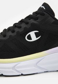 Champion FX III - Trening copati - new black/white