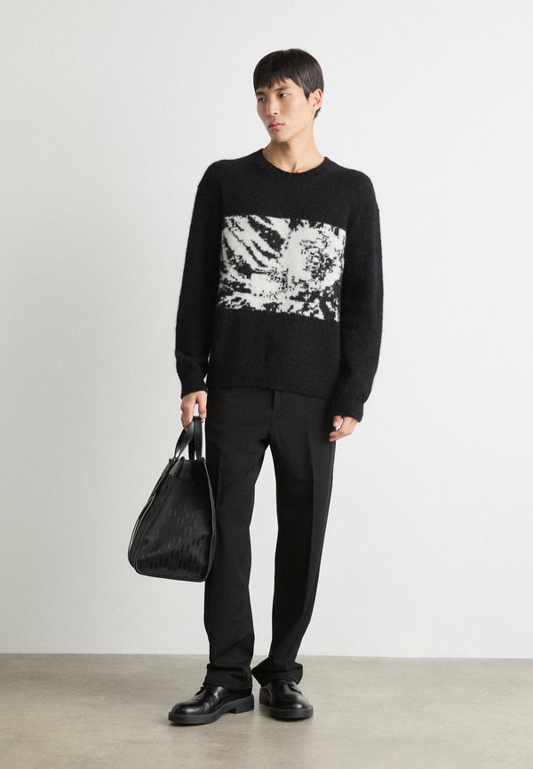 VILHELM ENERGY - Jumper3