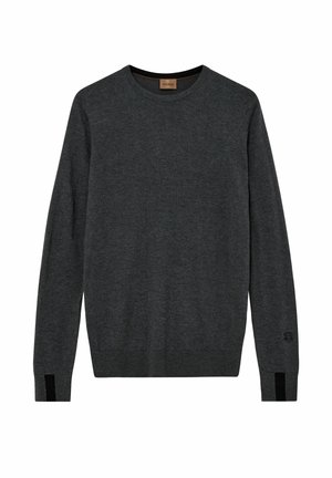 Maglione grigio scuro realizzato in morbido tessuto, con scollatura rotonda, maniche lunghe e dettagli neri sui polsini. Design semplice e classico.
