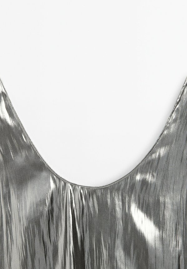 FLOWING METALLIC STRAPPY - Top3