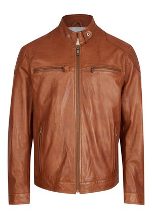 Pruun nahast jakk, millel on püsti krae, kaks lukuga rinna taskut ja küljetaskud; sile tekstuur koos nähtavate õmbluste ja tikanditega.