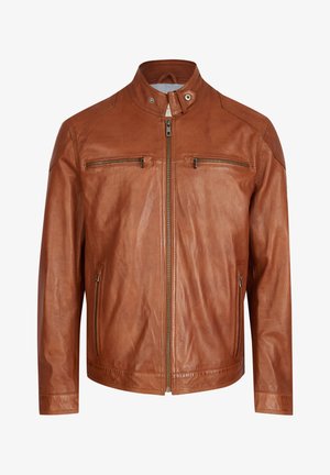 Pruun nahast jakk, millel on püsti krae, kaks lukuga rinna taskut ja küljetaskud; sile tekstuur koos nähtavate õmbluste ja tikanditega.