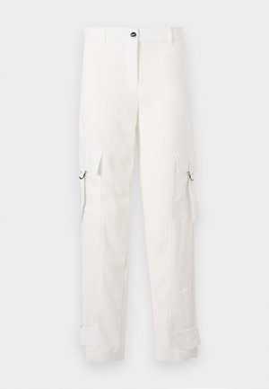 Pantaloni cargo albi din bumbac, cu buzunare laterale, bucle și mansete răsucite. Designul include o croială dreaptă și un sistem de închidere cu nasture.