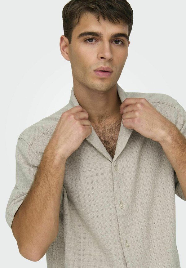 ONSLATHAM RESORT - Shirt - silver lining2