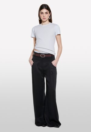 Sisley, FLOWY - Pantalon classique - black