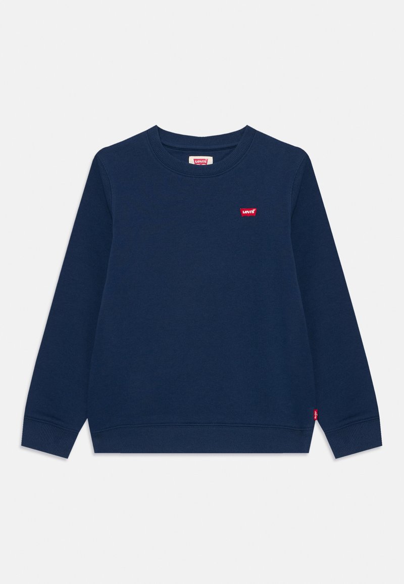 Sweatshirt bleu marine en coton, à manches longues, avec un col rond et un petit logo rouge sur la poitrine gauche. Poignets et ourlet côtelés.