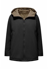 Giacca nera isolata con cappuccio trapuntato color marrone chiaro. Presenta una chiusura con zip e tasche laterali, realizzata in materiale liscio e resistente alle intemperie.
