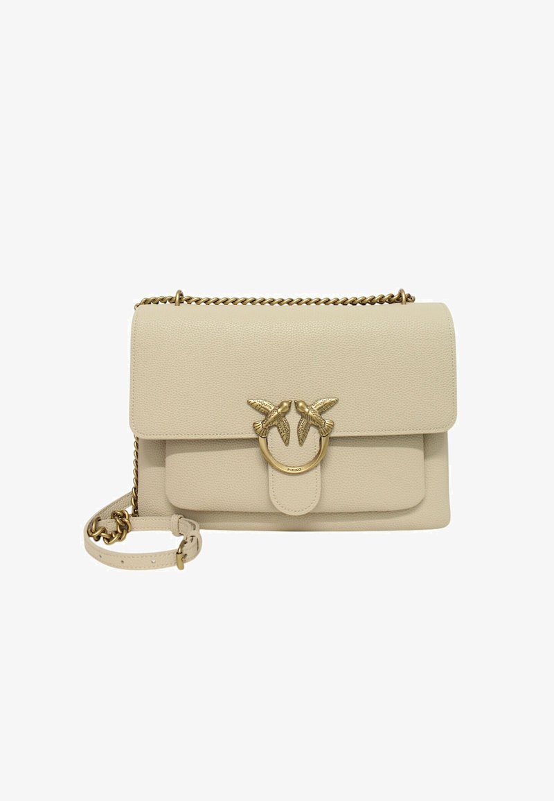 Borsa a tracolla in pelle beige con finitura testurizzata, dotata di un fermaglio a forma di uccello in tonalità oro e di una tracolla rimovibile.