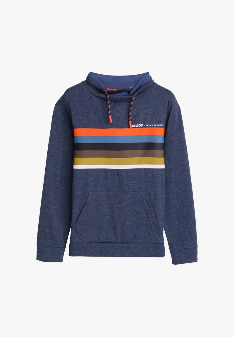 Marineblauwe hoodie van zachte stof. Voorzien van een trekkoordkap, een voorzak en horizontale strepen in oranje, blauw, bruin en wit.