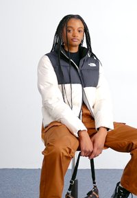The North Face SAIKURU JACKET - Giacca invernale - white dune