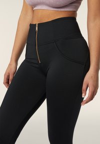Freddy WR.UP® CLASSIC PUSH-UP - Friluftsbukser - nero