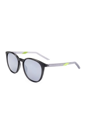 Occhiali da sole con montatura nera, lenti rotonde grigie e stanghette traslucide grigie con piccoli accenti giallo neon.