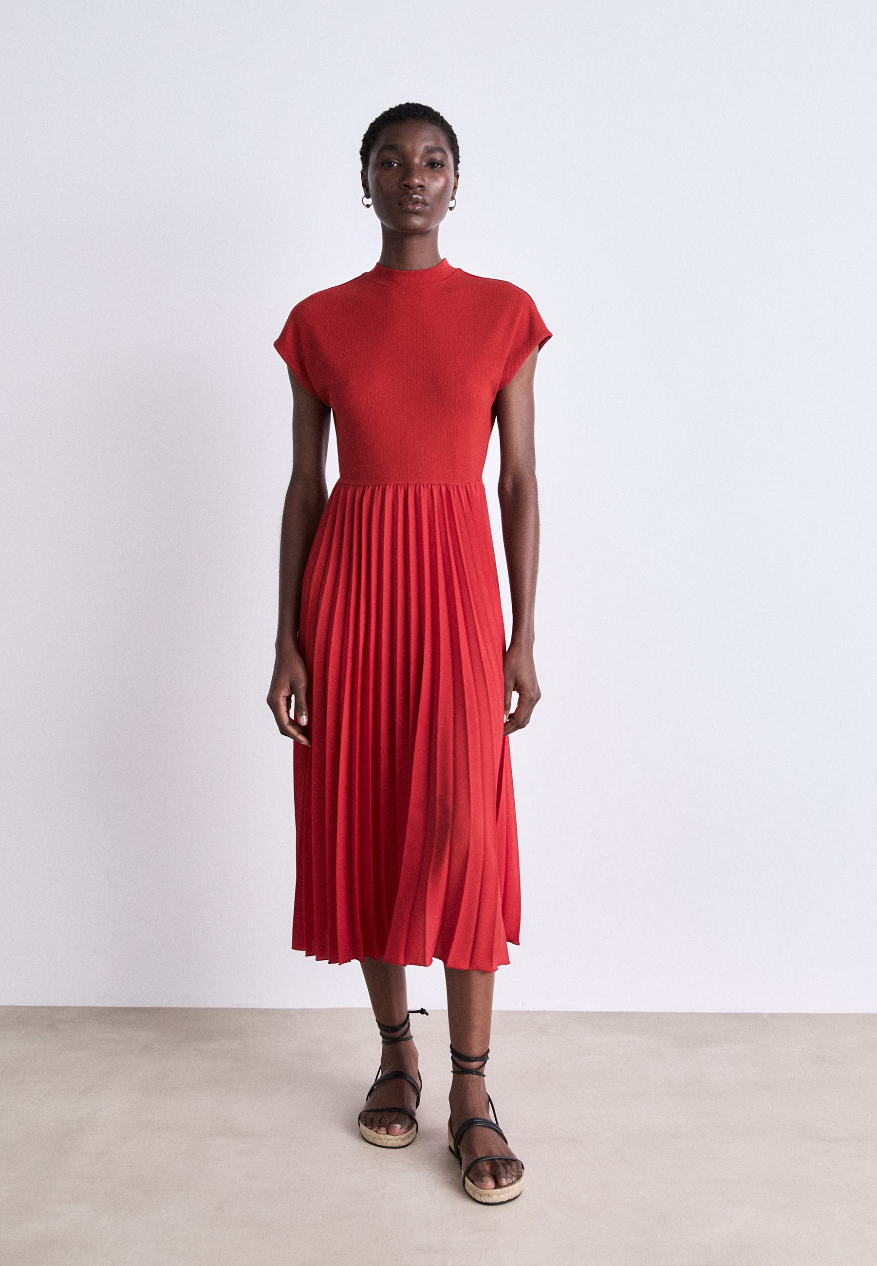 strapless open back dress Posy Midi Dress In Eclipse – Victoria Beckham UK main image 1