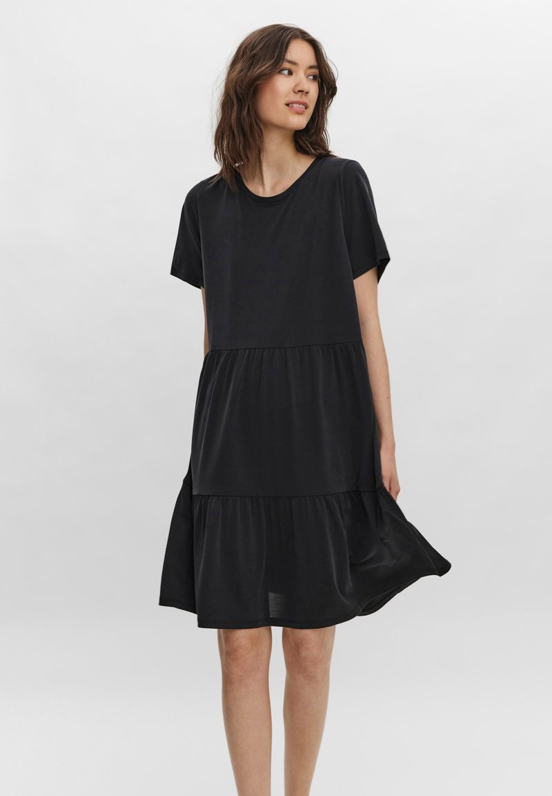Vero Moda FILLI CALIA - Robe en jersey - black