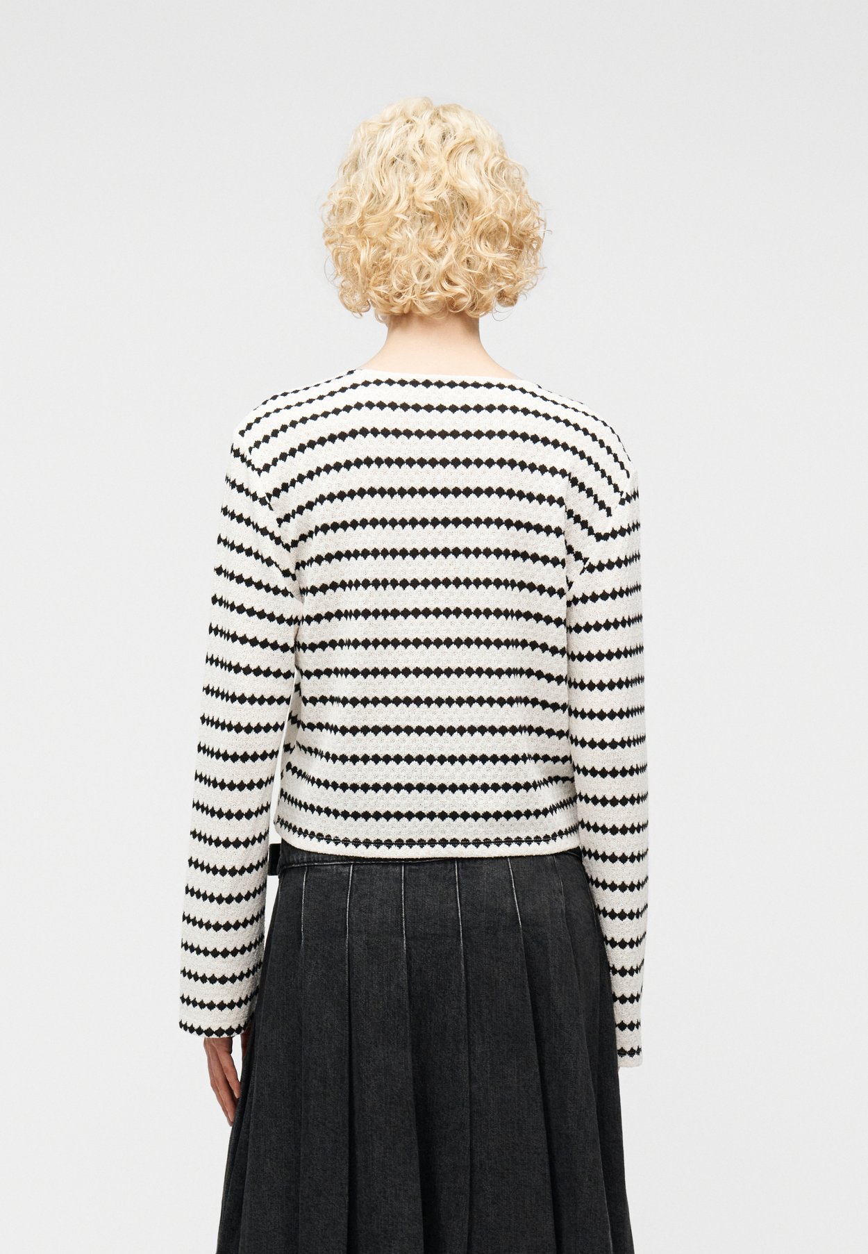 ONLEVA O NECK STRIPE