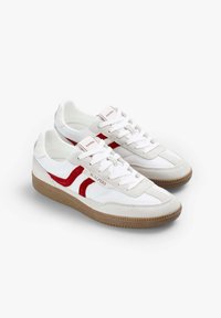 Scalpers Sneakers basse - off white