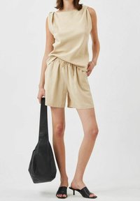 Minimum Blusa - brown