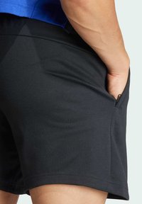 adidas Performance YOGA - Pantalón corto de deporte - black