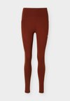 ROAD HIGH WAIST - Collants de running - singed red