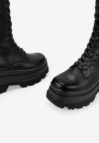 Bosanova MILITARES CON PUNTA CUADRADA - Bottes à plateau - black