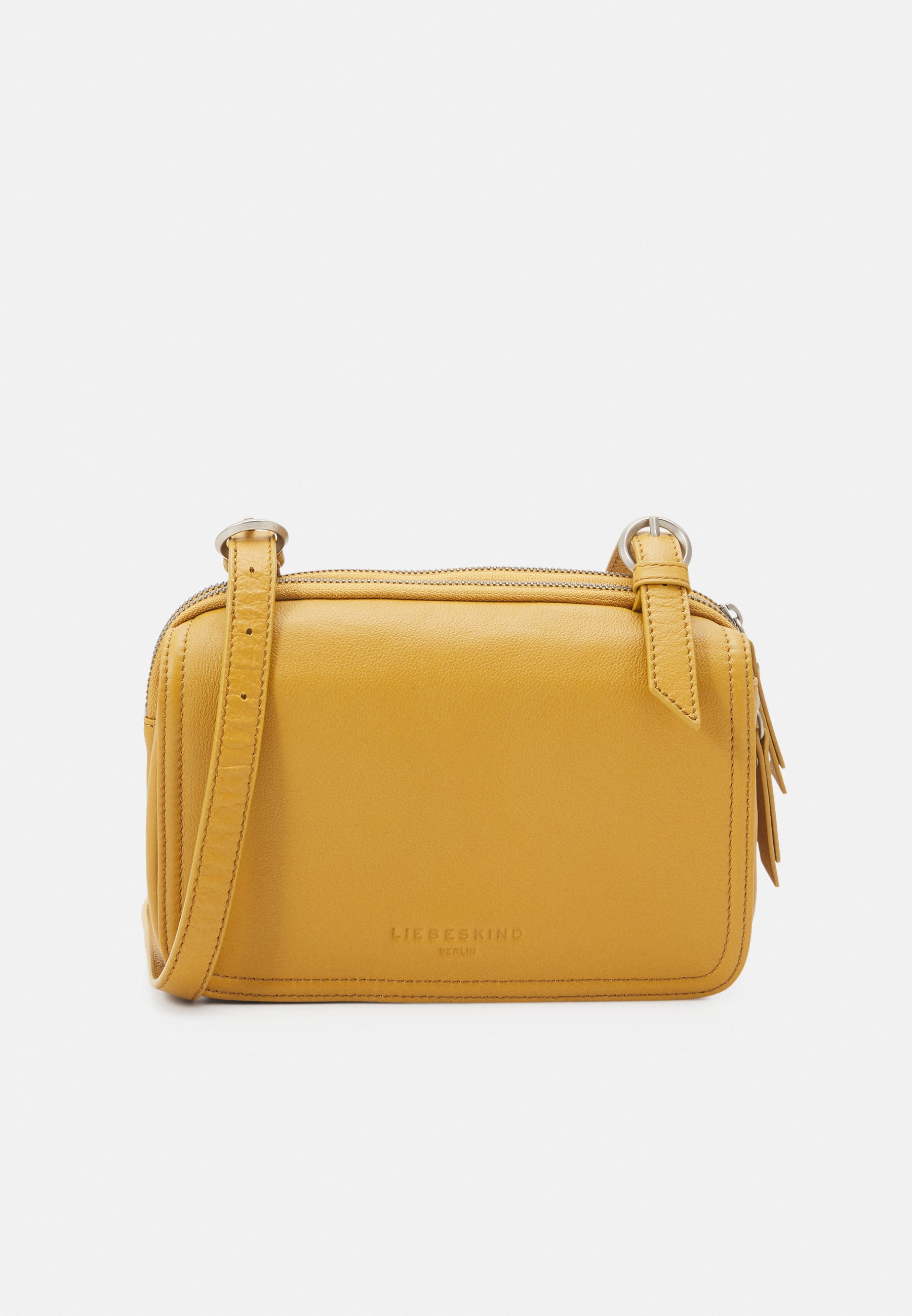 ladkiyon ki denim jacket