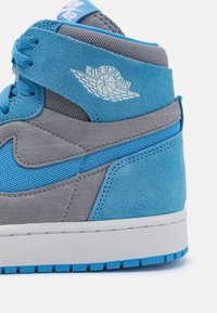 Jordan AIR JORDAN 1 ZM CMFT 2 - Vysoké tenisky - cement grey/white/university blue
