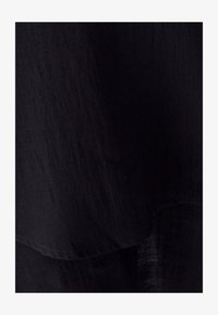 Non selezionato, black