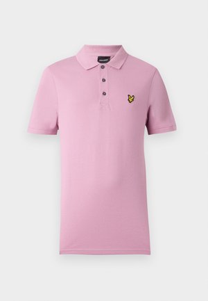 Heleda roosa polo särk, mis on valmistatud puuvillast, klassikalise krae, kolme nööbiga ja väikese kollase tikklogo'ga rinnal.