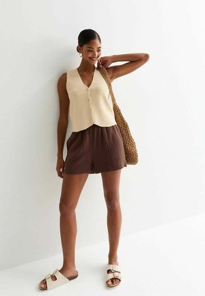 BUTTON-UP  - Väst - cream