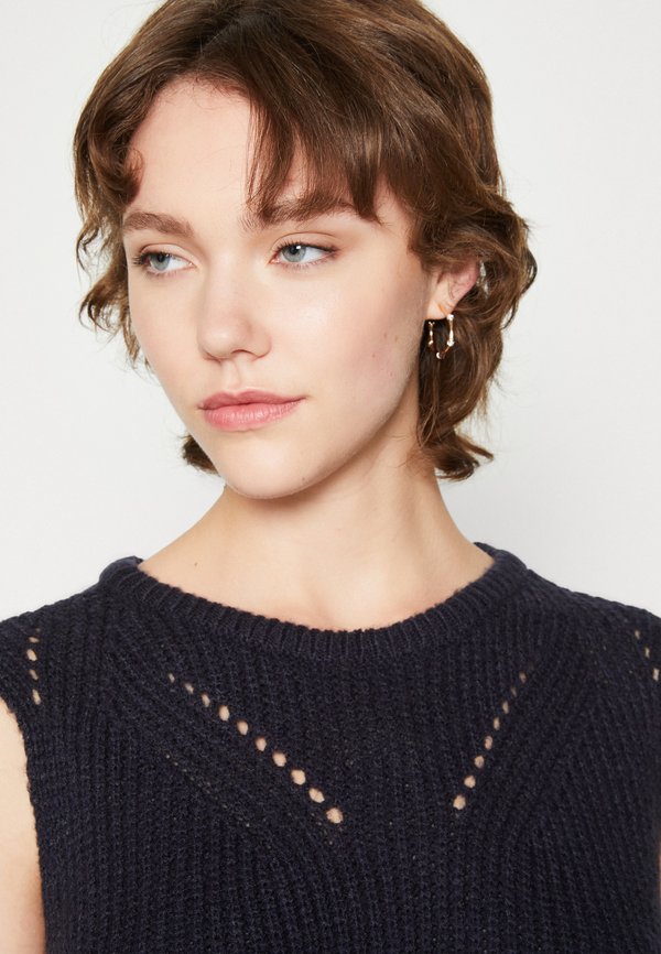 MEGAN FELO SL STRUCTURE  - Jumper2