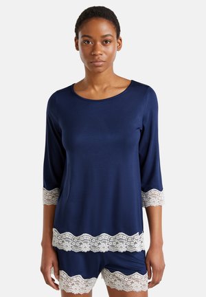 FLOWY WITH DETAILS. - Maglia del pigiama - blue