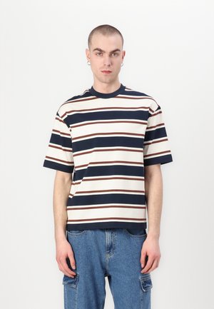Selected, SLHLOOSE BOBBY TEE - T-shirt print - egret/sky captain