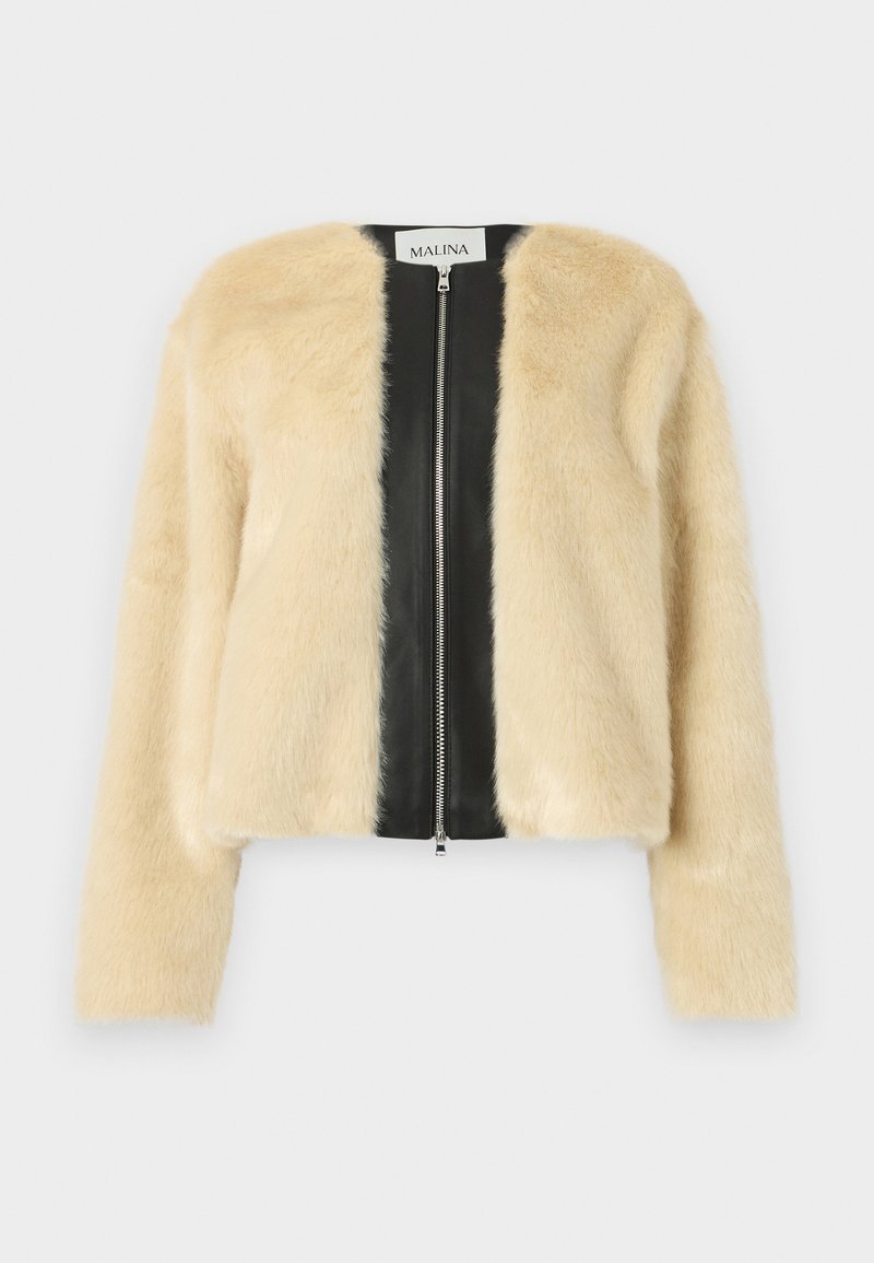 Kurtka z futra syntetycznego, z kremowym przodem, tyłem ze skóry ekologicznej, z zapięciem na zamek, długimi rękawami. Miękka tekstura, krótki fason.