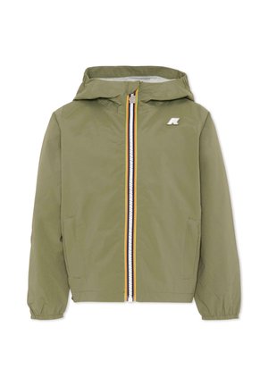 Jasnozielona kurtka z kapturem zapinana na przedni zamek, ozdobiona czerwono-biało-żółtymi paskami, z dwoma przednimi kieszeniami, elastycznymi mankietami i małym logo na piersi.