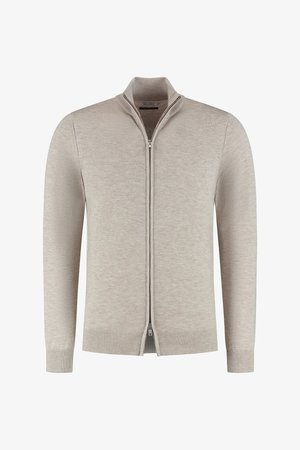 Beige ritsvest met hoge kraag, geribbelde manchetten en onderkant, gemaakt van een zachte stof. Schoon ontwerp, geschikt voor lagen.