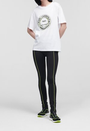 T-shirt z nadrukiem