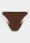 Mid Rise High-Leg Moderate Bottom - Bikini alsók - chicory coffee