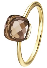 Goldring mit einem großen, facettierten braunen Edelstein, der in einem glatten Band gefasst ist. Der Stein hat eine abgerundete Form und subtile Farbvariationen.