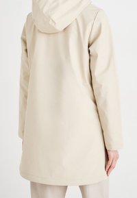 ONLY Abrigo de invierno - beige