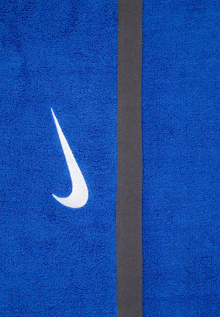 Nike Performance FUNDAMENTAL - Handdoek - varsity royal/white/blauw -  Zalando.be
