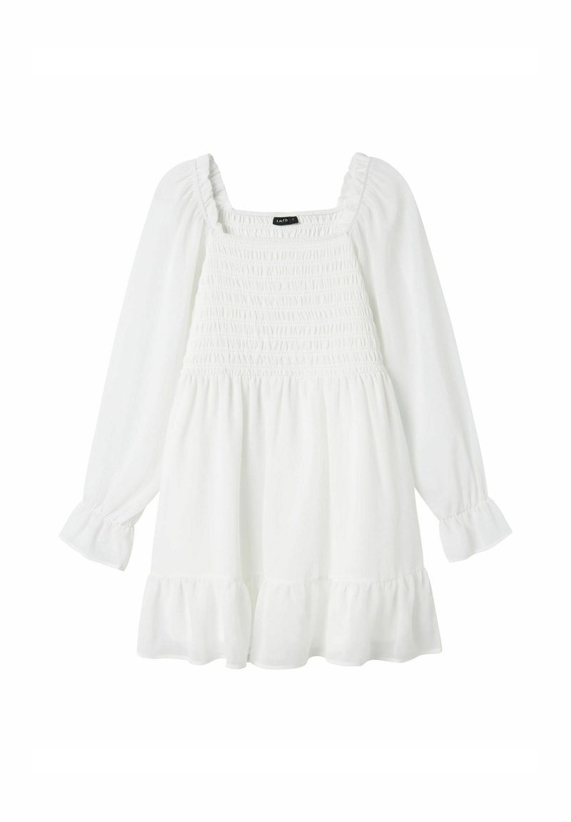 Weißes Kleid mit quadratischem Ausschnitt, gerafftem Oberteil, langen Puffärmeln und gewelltem Saum. Hergestellt aus leichtem Stoff.