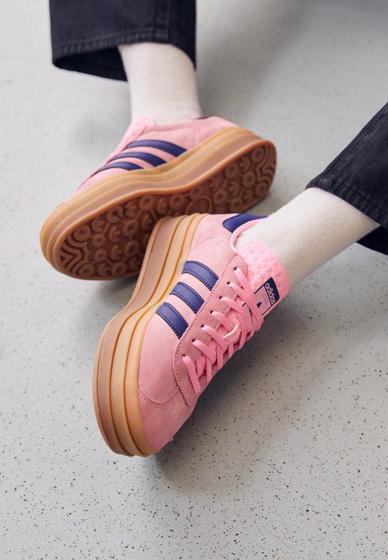 adidas Originals GAZELLE BOLD pink glow/victory blue/pink