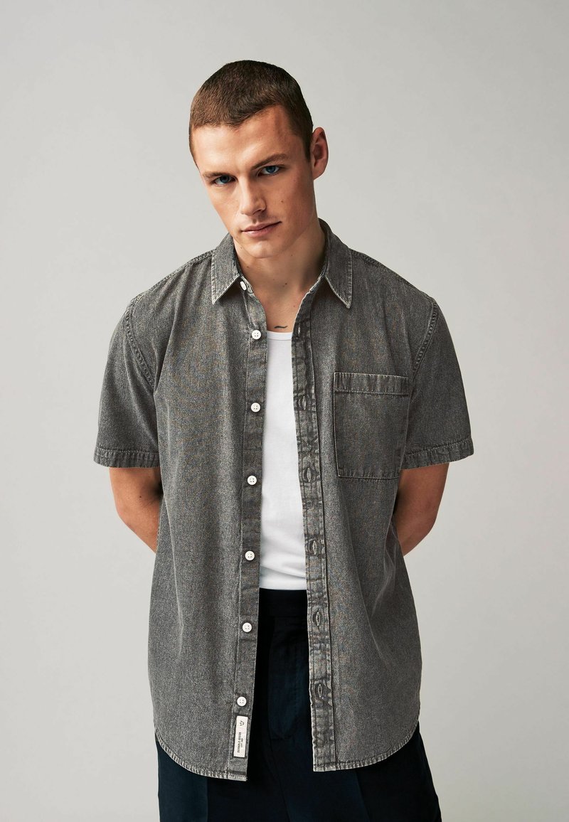 Next SHORT SLEEVE  REGULAR FIT - Skjorta - grey