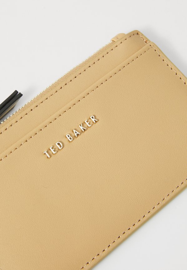 DARCENA - Wallet - taupe2