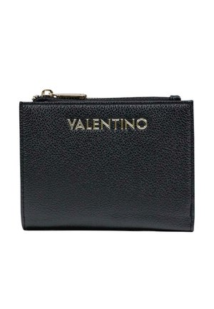 Zwart leren portemonnee met textuur en gouden "VALENTINO" logo en een ritsvak aan de bovenkant.
