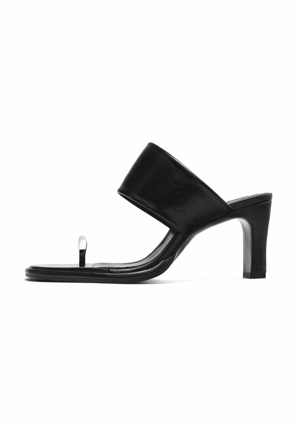 WITH RING DETAIL - Zehentrenner