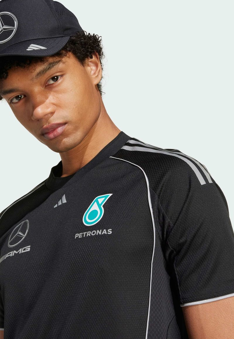 T-shirt Homme Mercedes AMG Petronas Noir - Logo - Taille S (occasion Parfait état)